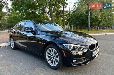 Седан BMW 3 Series 2018 в Киеве