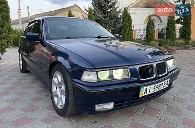 Седан BMW 3 Series 1993 в Лисянці