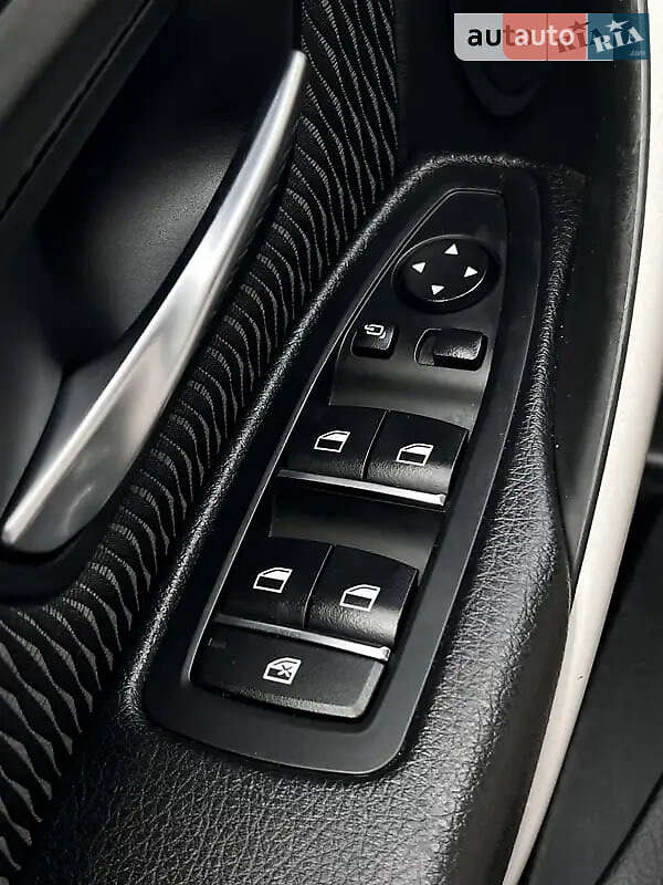 Универсал BMW 3 Series 2018 в Львове фото 27 Универсал BMW 3 Series 2018 в Львове