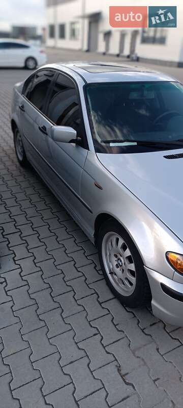 Седан BMW 3 Series 2004 в Киеве