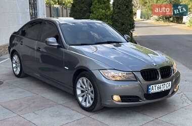 Седан BMW 3 Series 2011 в Одессе