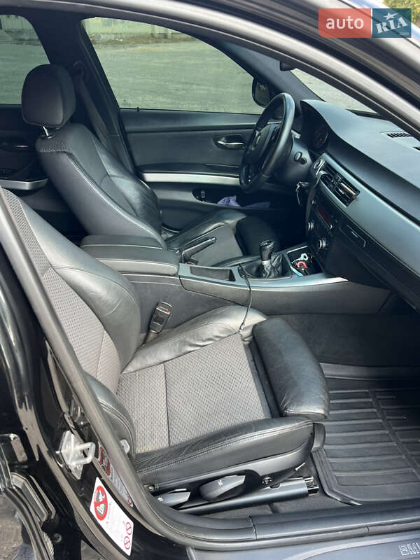 Универсал BMW 3 Series 2010 в Захарьевке