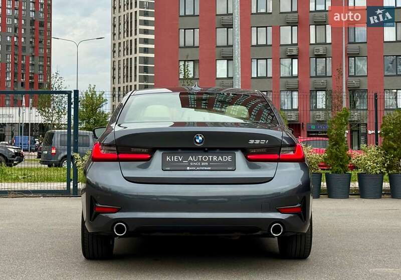Седан BMW 3 Series 2019 в Киеве