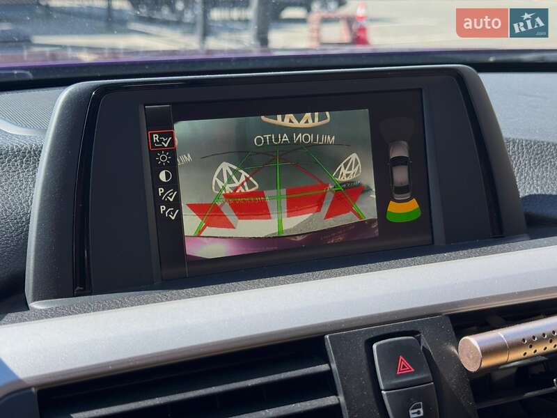 Седан BMW 3 Series 2014 в Києві