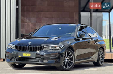 Седан BMW 3 Series 2019 в Киеве