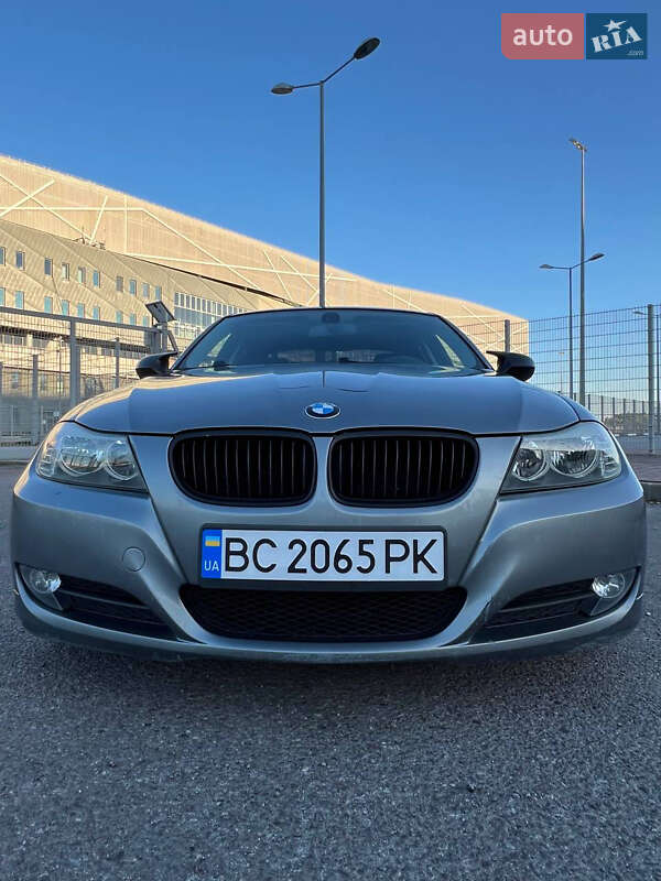 Седан BMW 3 Series 2009 в Львове фото 16 Седан BMW 3 Series 2009 в Львове