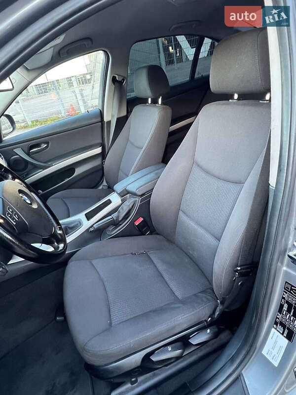 Седан BMW 3 Series 2009 в Львове фото 23 Седан BMW 3 Series 2009 в Львове