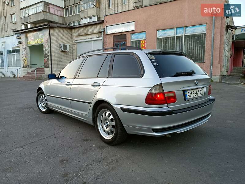 Универсал BMW 3 Series 2002 в Ахтырке
