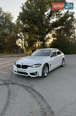 Седан BMW 3 Series 2013 в Дніпрі