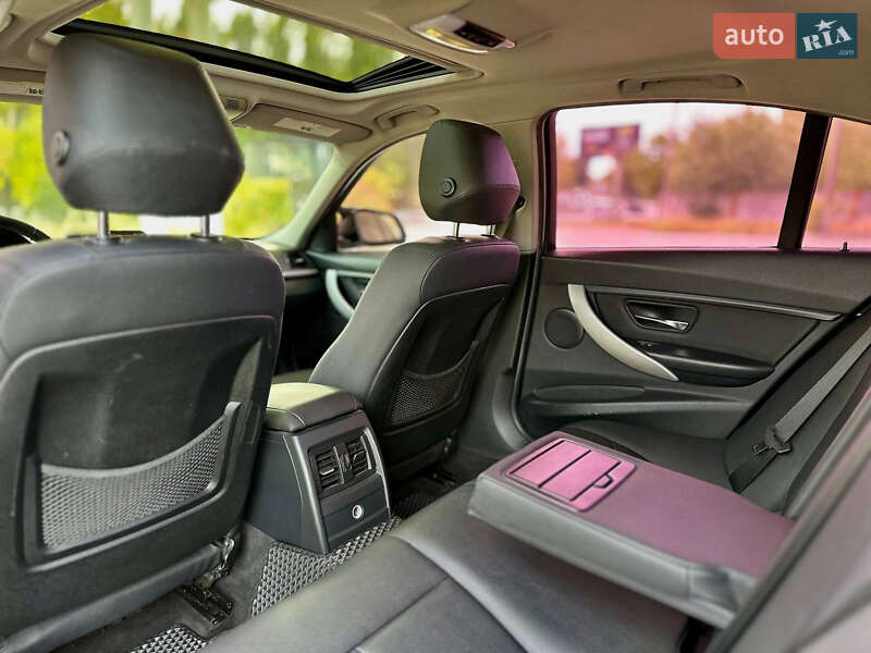 Седан BMW 3 Series 2012 в Днепре фото 16 Седан BMW 3 Series 2012 в Днепре