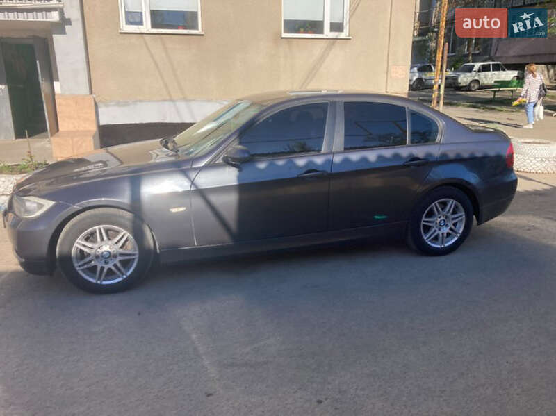 Седан BMW 3 Series 2005 в Ізмаїлі фото 4 Седан BMW 3 Series 2005 в Ізмаїлі
