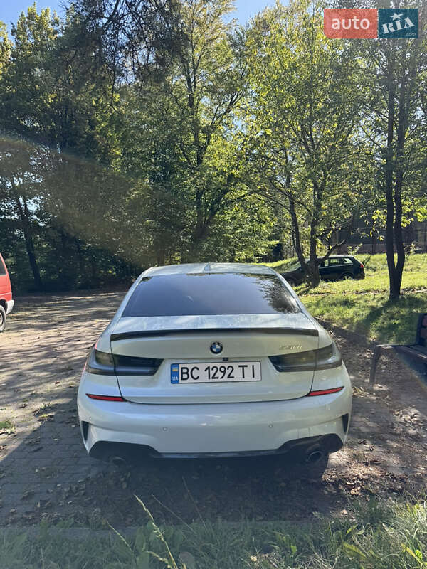 Седан BMW 3 Series 2020 в Львові