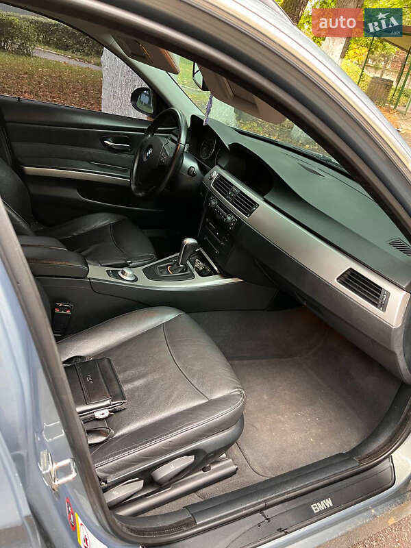 Универсал BMW 3 Series 2005 в Ровно фото 9 Универсал BMW 3 Series 2005 в Ровно
