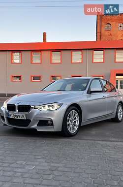 Седан BMW 3 Series 2017 в Полтаве