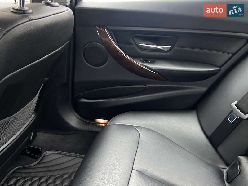 Седан BMW 3 Series 2014 в Ивано-Франковске фото 43 Седан BMW 3 Series 2014 в Ивано-Франковске