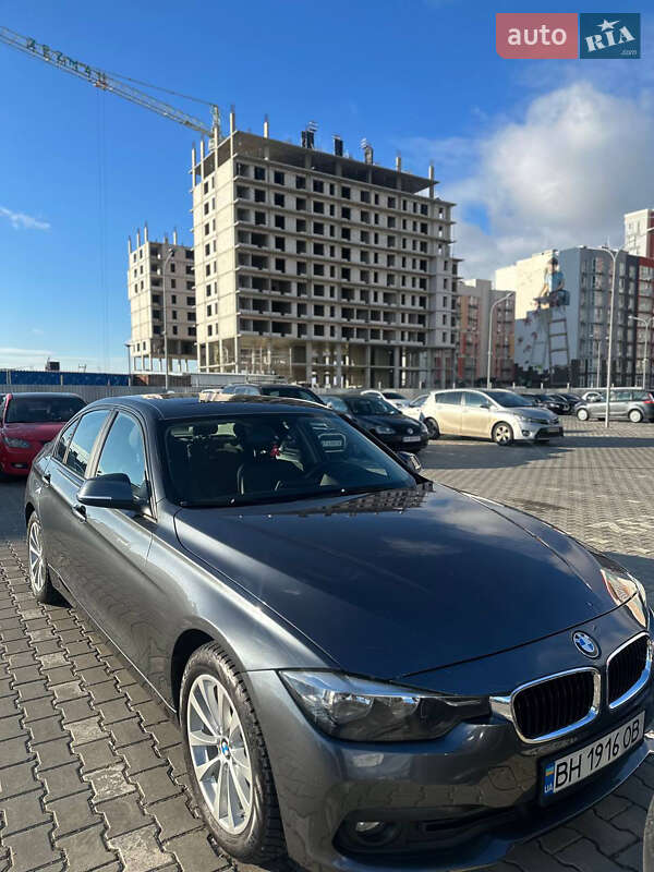 Седан BMW 3 Series 2017 в Одессе