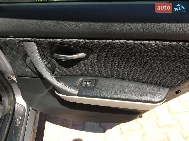 Універсал BMW 3 Series 2009 в Львові фото 62 Універсал BMW 3 Series 2009 в Львові