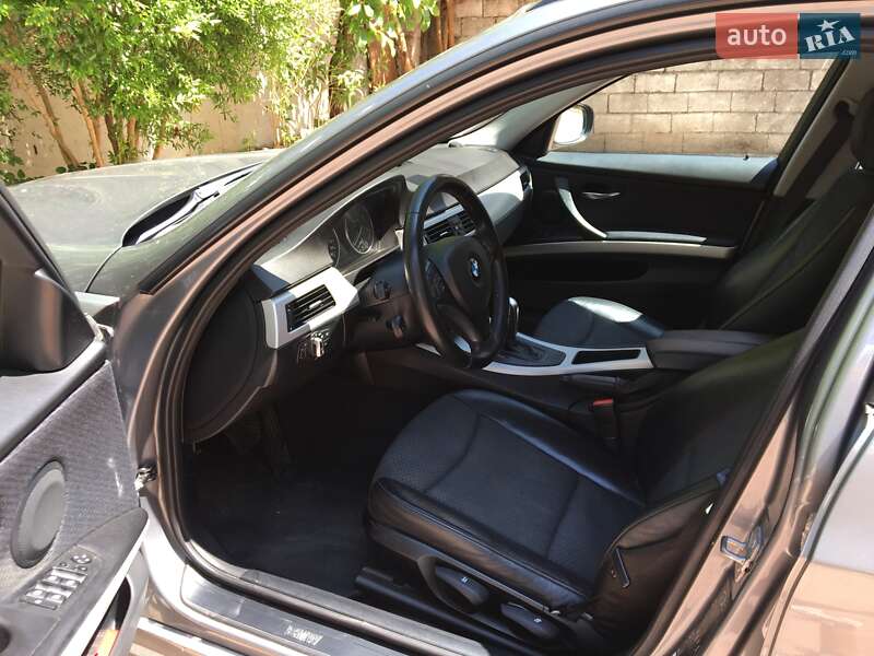 Універсал BMW 3 Series 2009 в Львові фото 95 Універсал BMW 3 Series 2009 в Львові