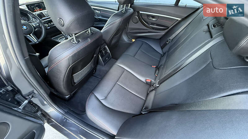 Седан BMW 3 Series 2017 в Киеве