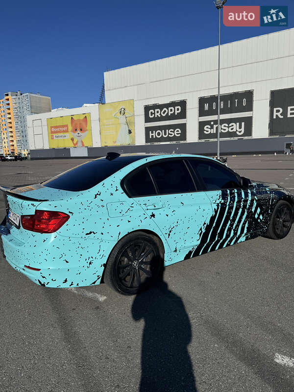 Седан BMW 3 Series 2013 в Киеве фото 8 Седан BMW 3 Series 2013 в Киеве