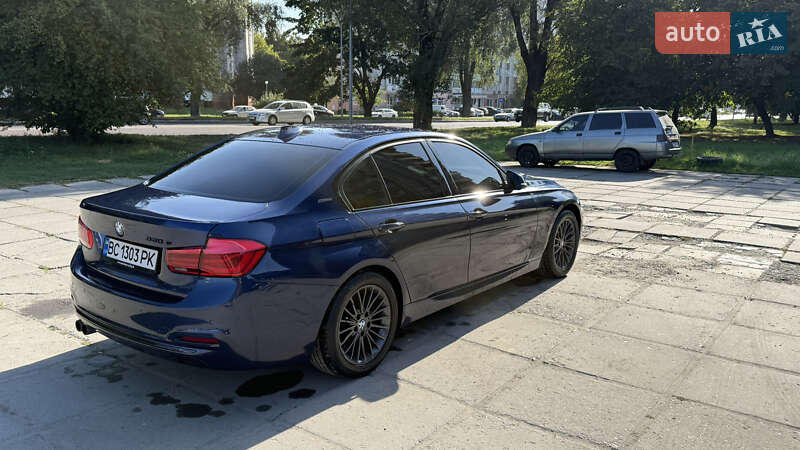 Седан BMW 3 Series 2016 в Львові