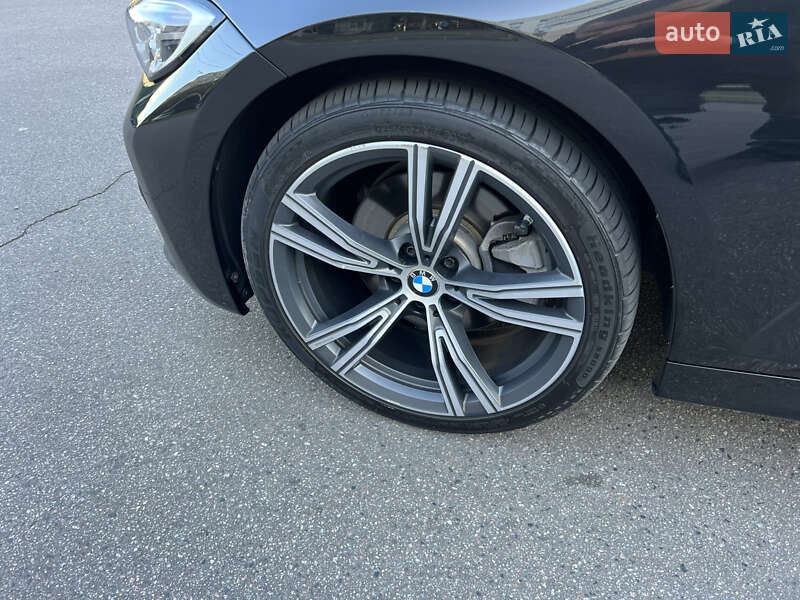 Седан BMW 3 Series 2021 в Харькове