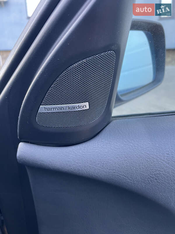 Седан BMW 3 Series 2000 в Луцьку