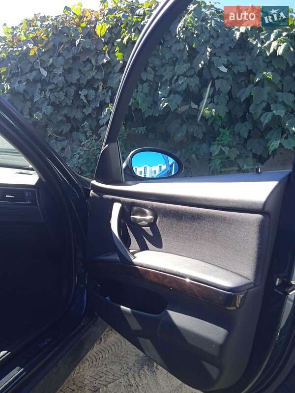 Седан BMW 3 Series 2008 в Винниках