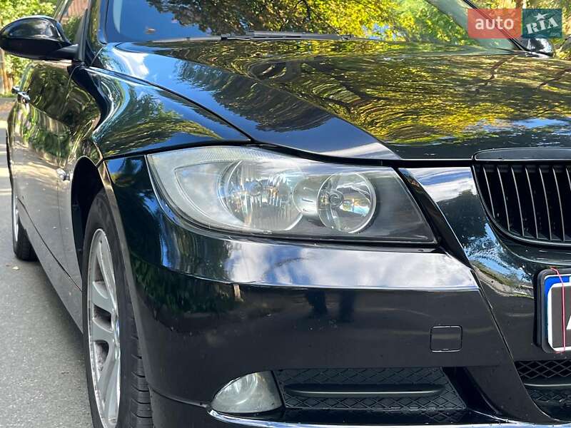 Седан BMW 3 Series 2006 в Києві