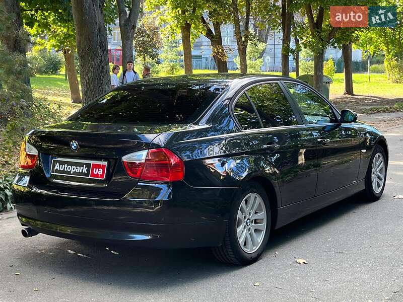 Седан BMW 3 Series 2006 в Києві
