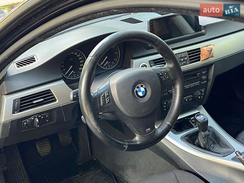 Седан BMW 3 Series 2006 в Києві