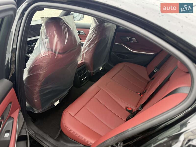 Седан BMW 3 Series 2025 в Черновцах