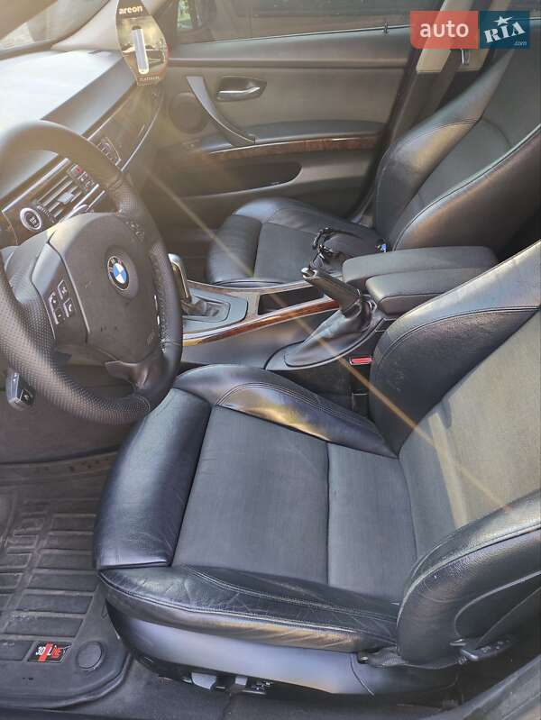Седан BMW 3 Series 2006 в Новониколаевке фото 3 Седан BMW 3 Series 2006 в Новониколаевке