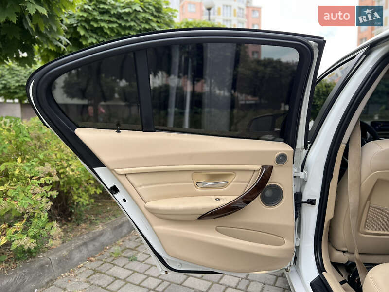 Седан BMW 3 Series 2014 в Івано-Франківську