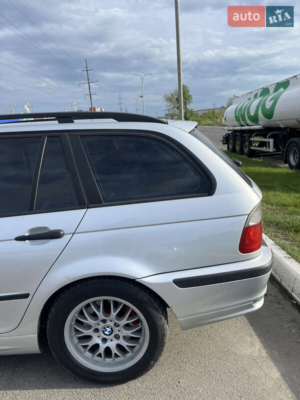 Універсал BMW 3 Series 2004 в Ірпені
