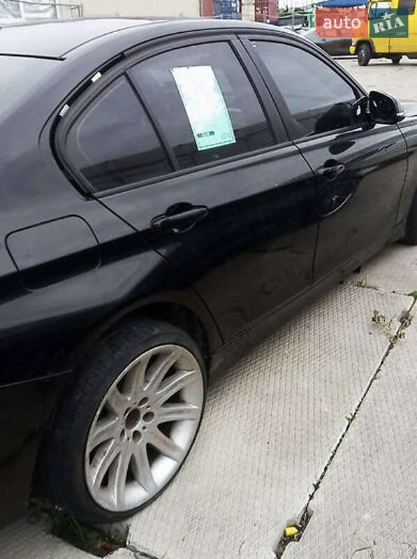 Седан BMW 3 Series 2013 в Кропивницком