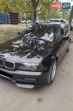 Седан BMW 3 Series 1999 в Первомайске