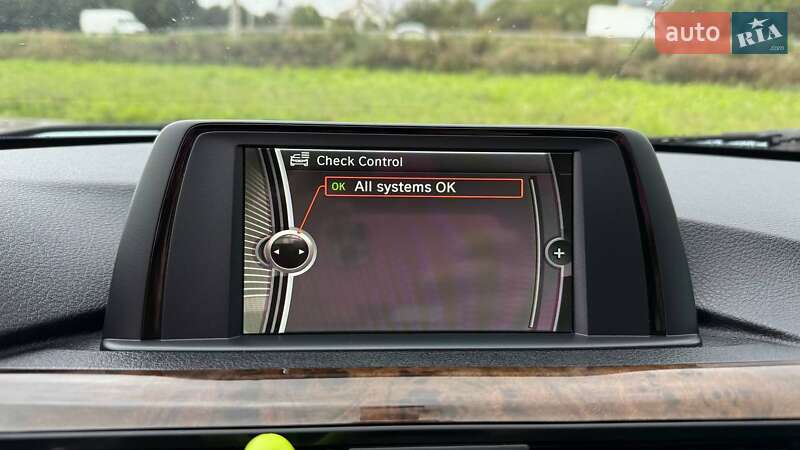 Седан BMW 3 Series 2013 в Львове