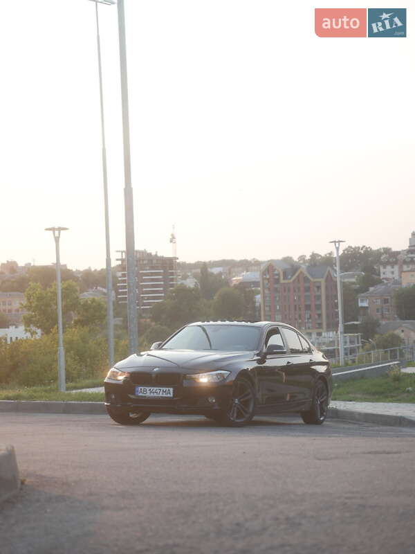 Седан BMW 3 Series 2012 в Вінниці