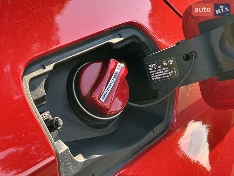 Седан BMW 3 Series 2016 в Полтаве