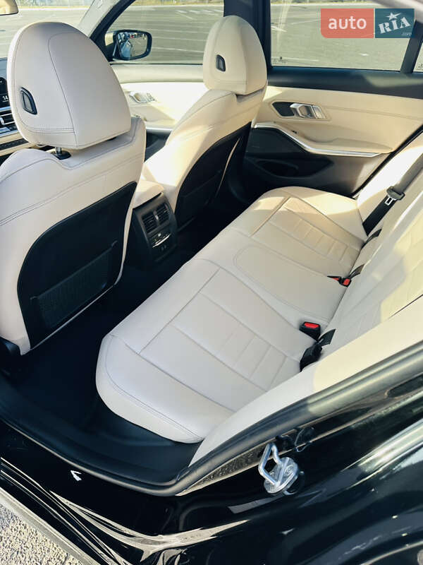 Седан BMW 3 Series 2020 в Києві фото 11 Седан BMW 3 Series 2020 в Києві