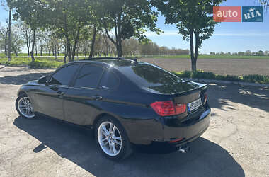 Седан BMW 3 Series 2013 в 