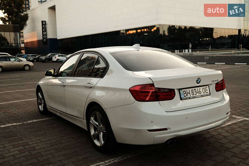 Седан BMW 3 Series 2014 в Киеве