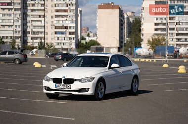 Седан BMW 3 Series 2014 в Киеве