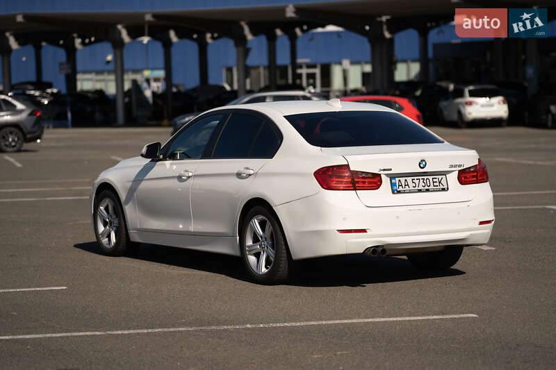 Седан BMW 3 Series 2014 в Києві