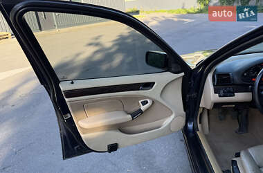 Седан BMW 3 Series 2003 в 