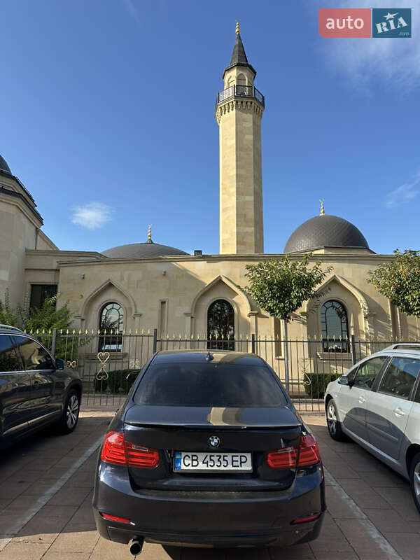 Седан BMW 3 Series 2014 в Прилуках