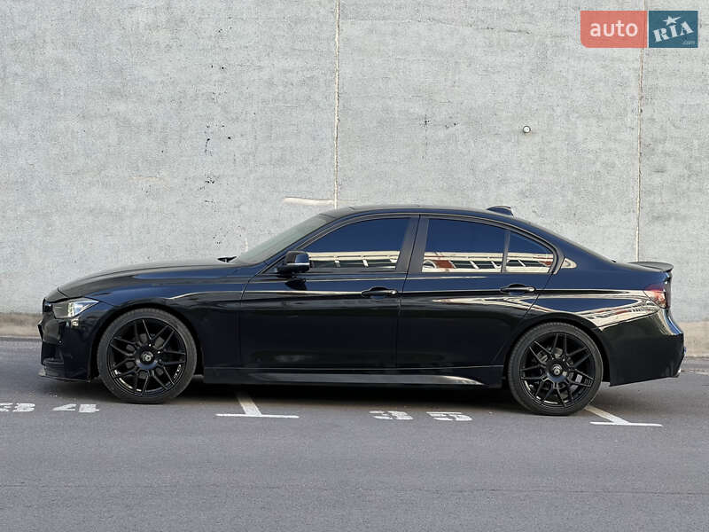 Седан BMW 3 Series 2014 в Ровно