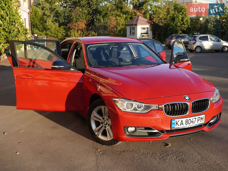 Седан BMW 3 Series 2012 в Киеве