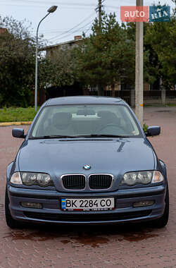 Седан BMW 3 Series 2000 в Ровно